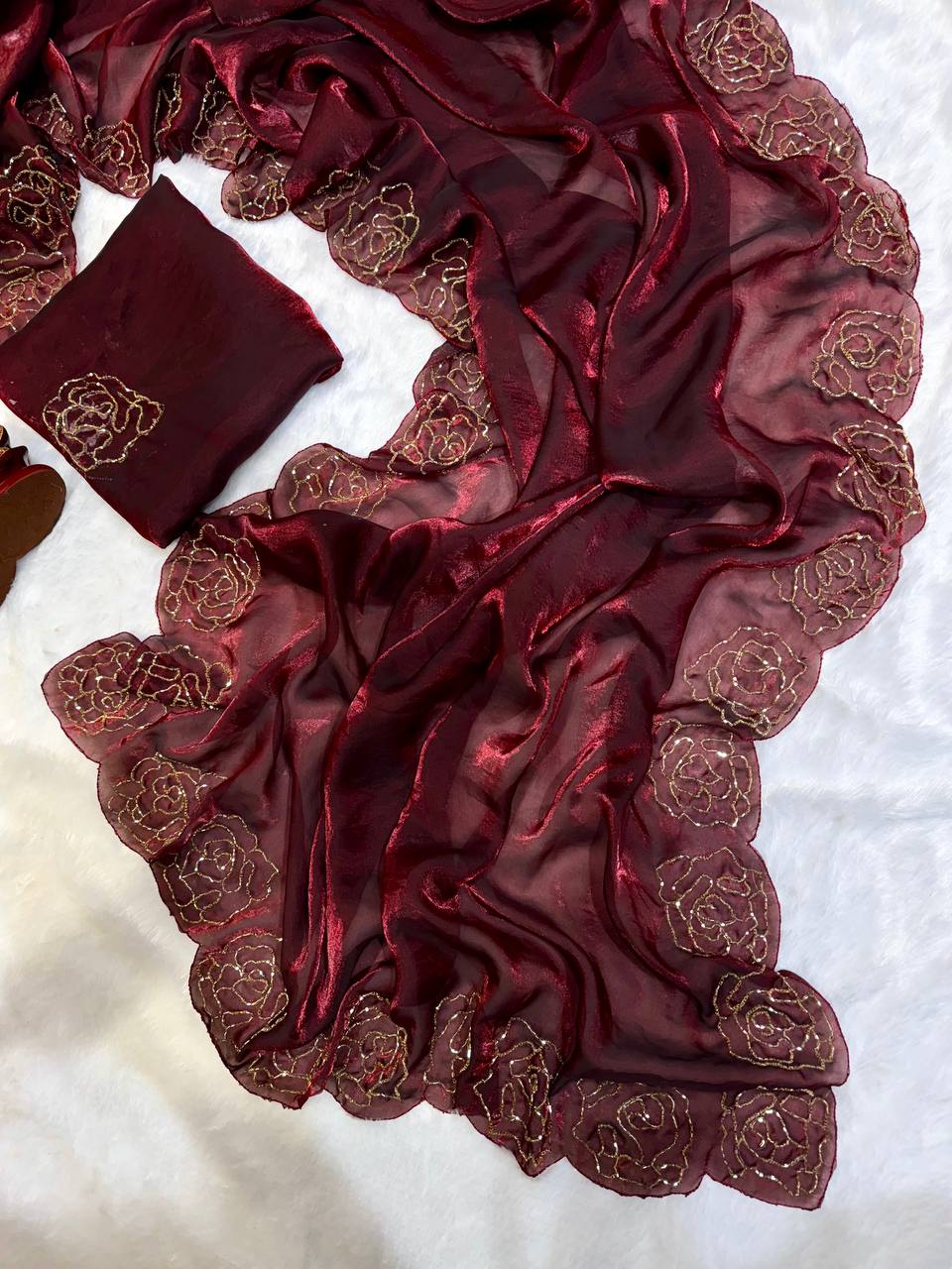 Women's Luxurious Maroon Shimmer Saree with Intricate Gold Zari/Threadwork & Scalloped Border – Complete with Blouse Piece for Festive & Wedding Wear - Image 5